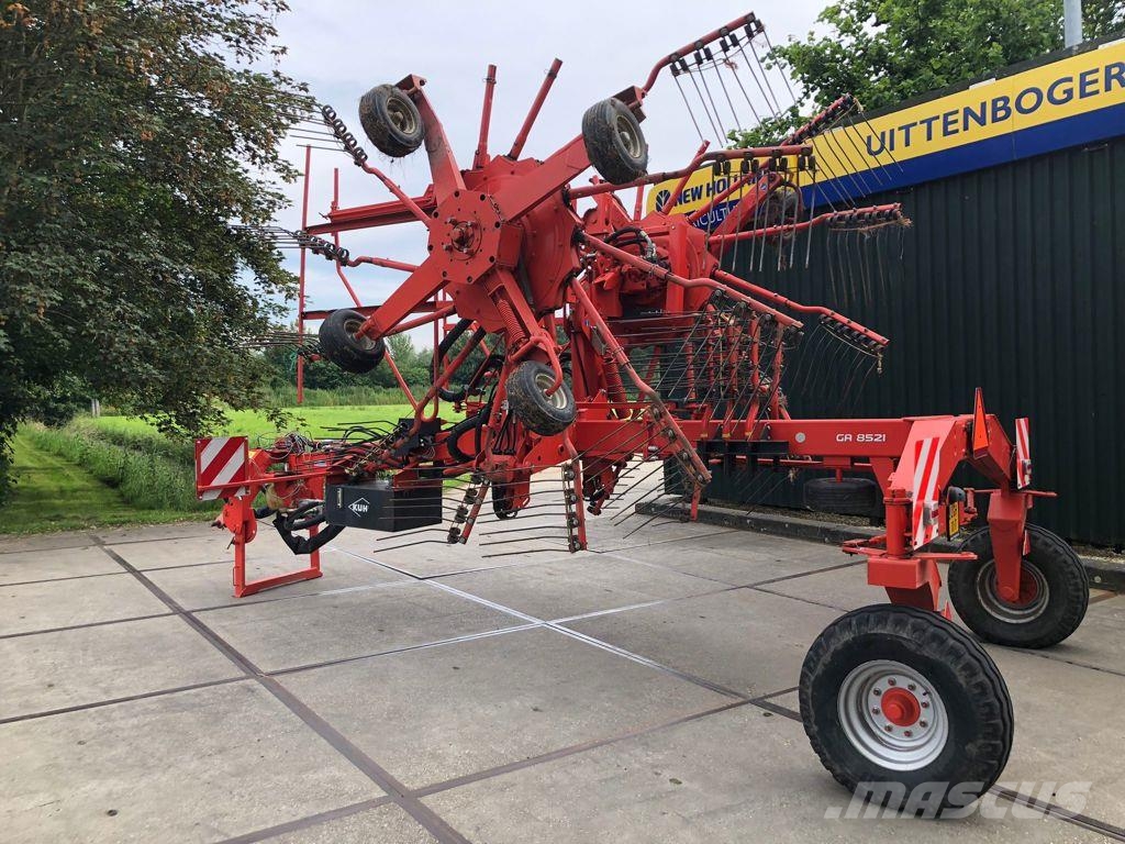 Kuhn GA 8521 cirkelhark Zwadharken