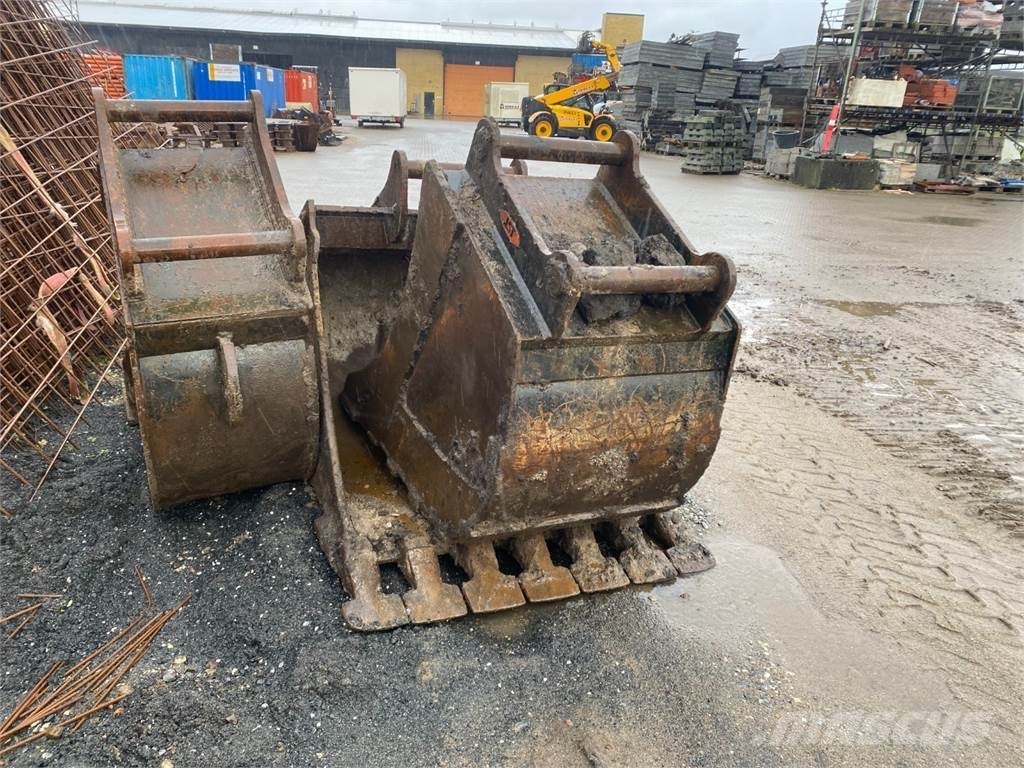 Hitachi ZX 225 US LC-5 B Kāpurķēžu ekskavatori
