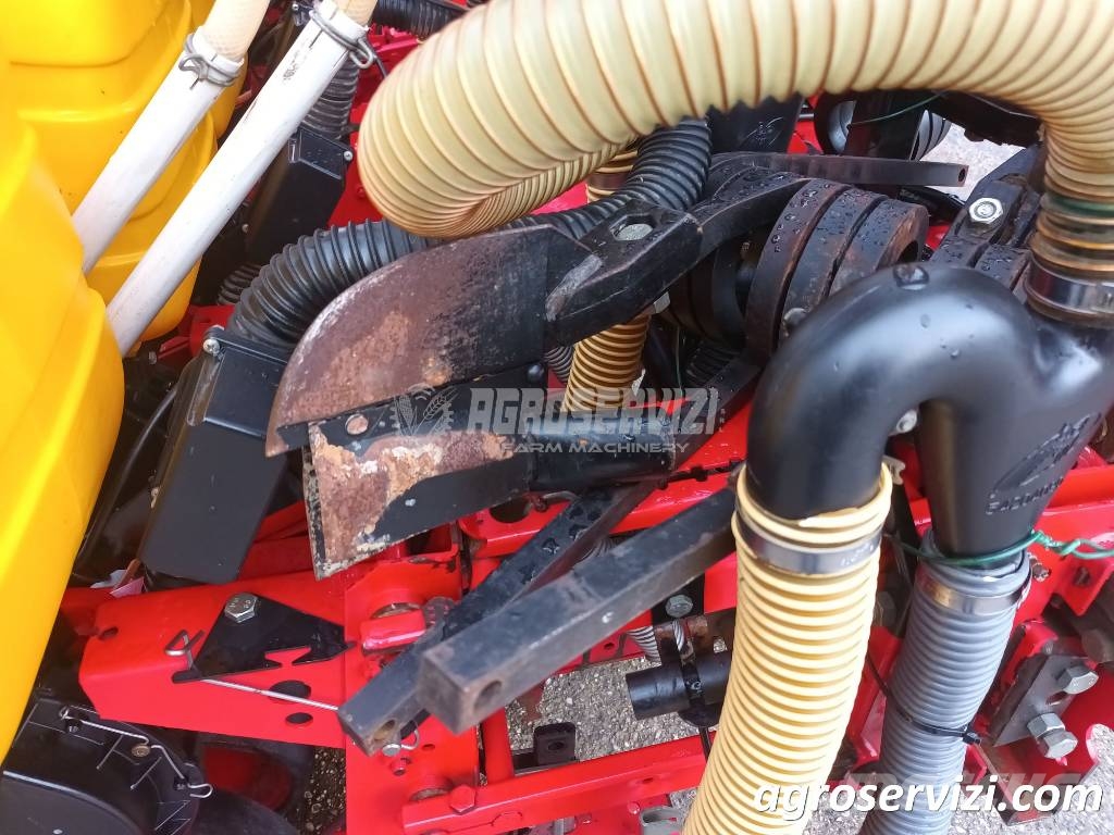 MaterMacc MS 8230 精密播種機