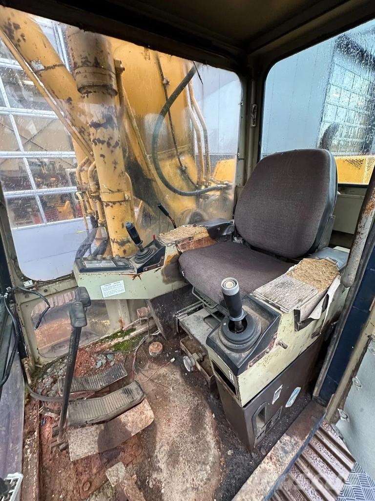 Komatsu PF55L-1 Εκσκαφείς με ερπύστριες