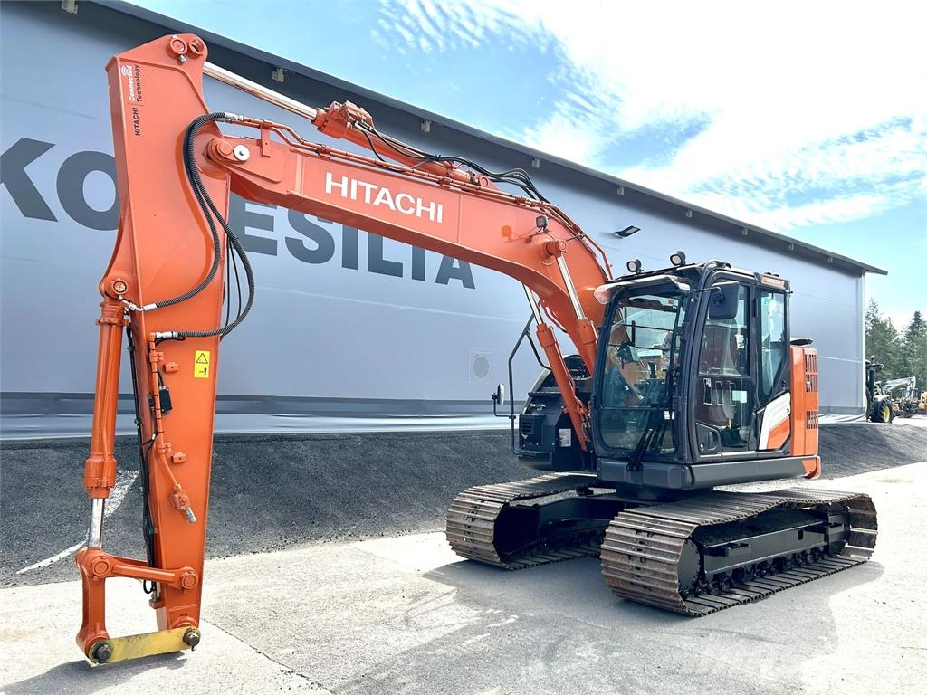 Hitachi ZX135US-7  -STAGE 5- 履带挖掘机