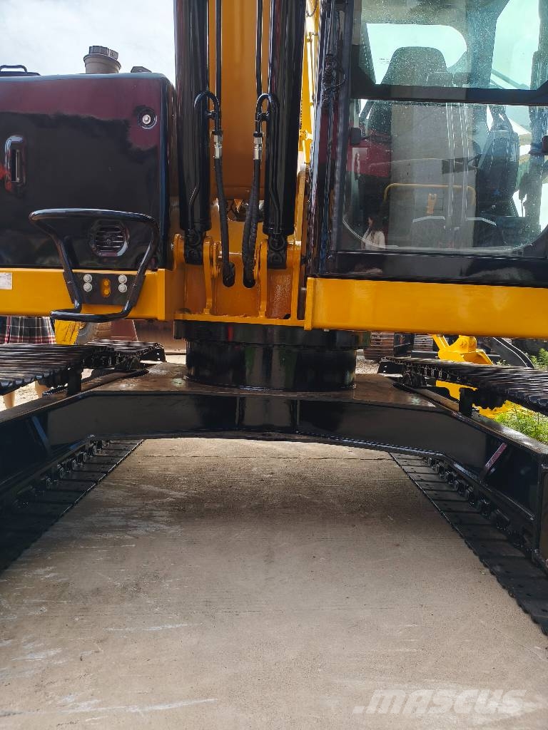 CAT 310 Paletli ekskavatörler