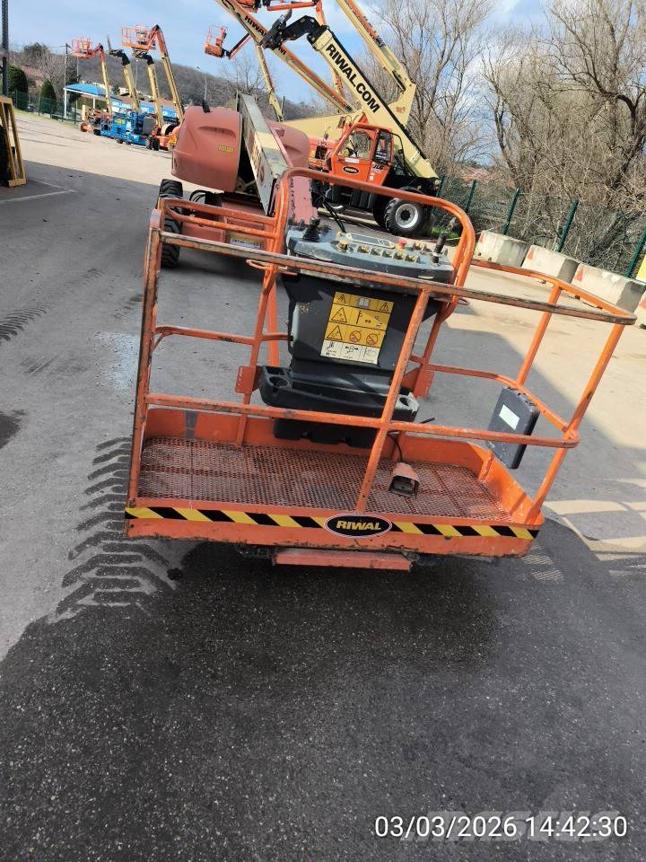 JLG 460 SJ Nacelles télescopiques