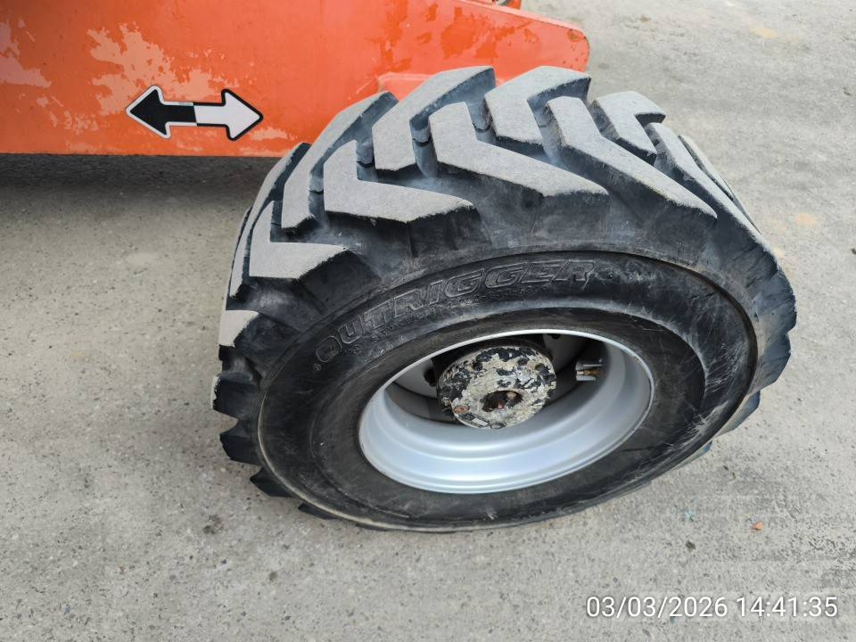 JLG 460 SJ Nacelles télescopiques