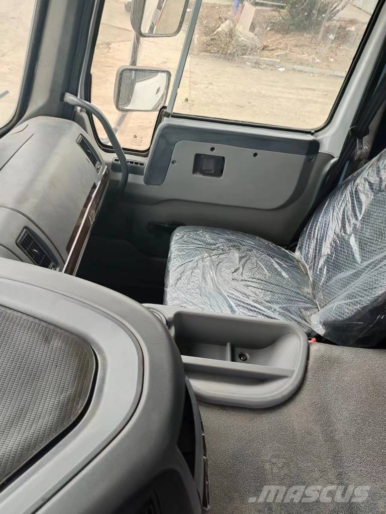 Howo 371 8x4 Kiperi kamioni