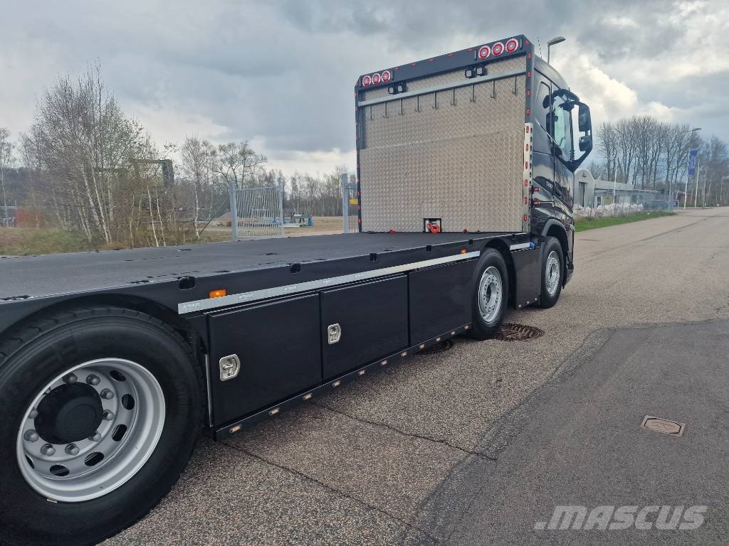 Volvo FH 500 "Byggtaxi” Beavertail Flatbed / winch trucks