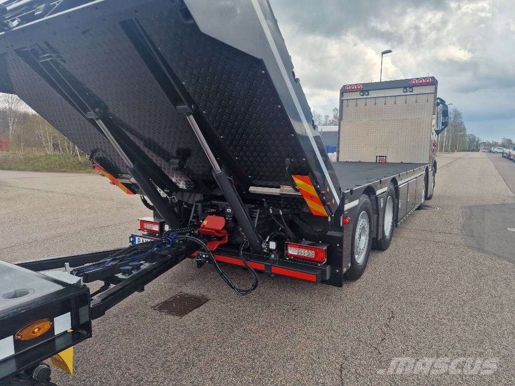 Volvo FH 500 "Byggtaxi” Beavertail Flatbed / winch trucks