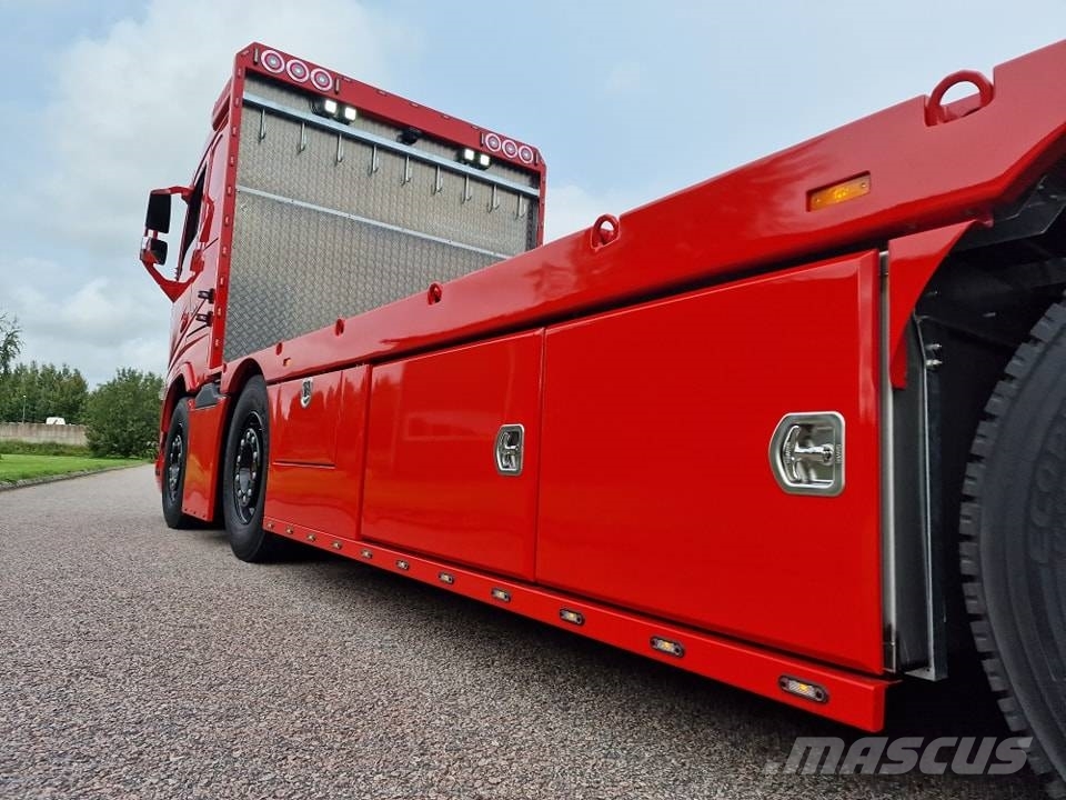 Volvo FH 500 "Byggtaxi” Beavertail Flatbed / winch trucks