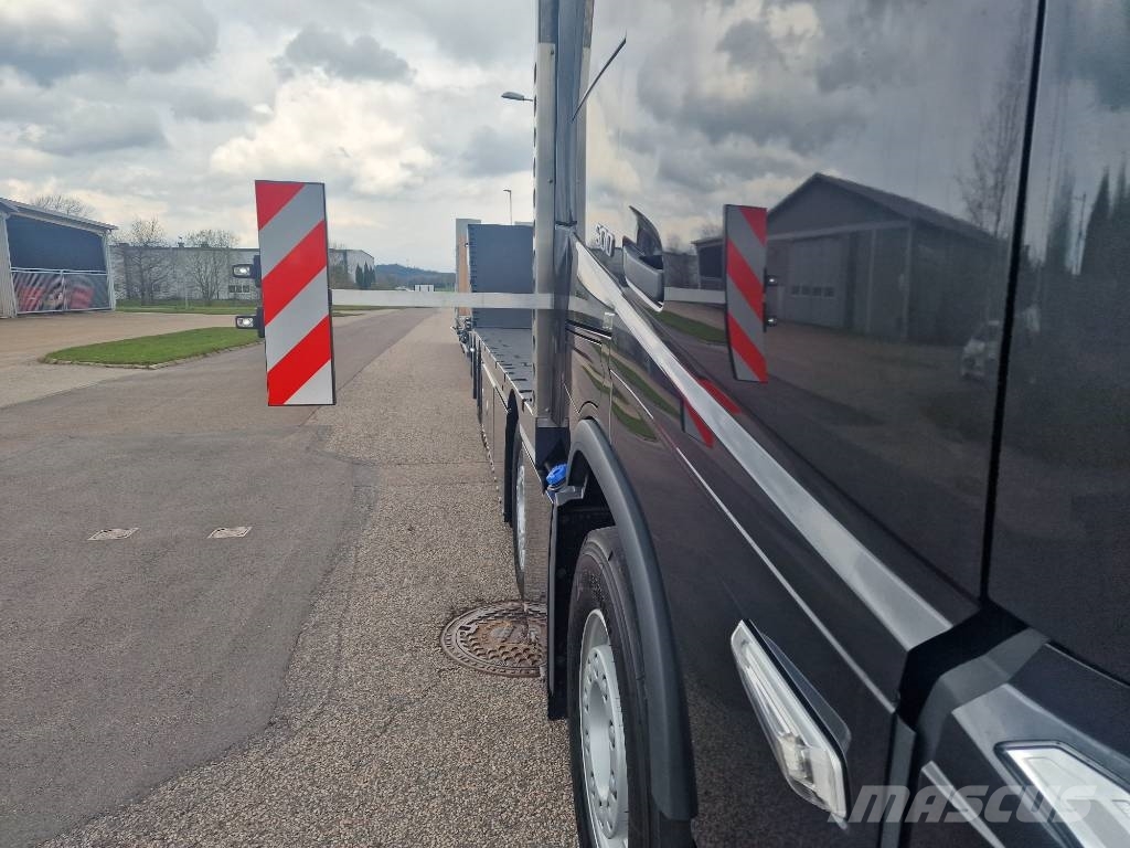 Volvo FH 500 "Byggtaxi” Beavertail Flatbed / winch trucks