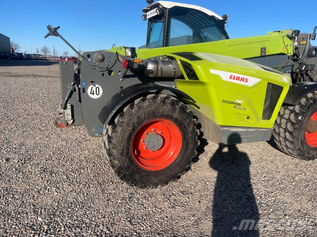 CLAAS Scorpion 741 Varipower Redskapsbärare för lantbruk