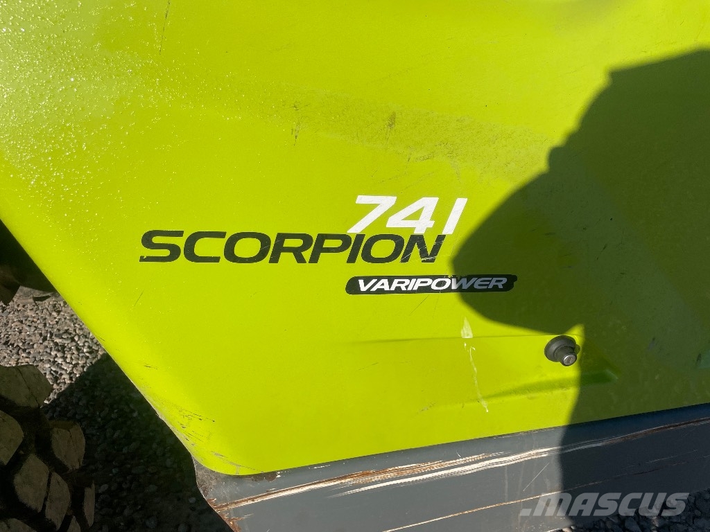 CLAAS Scorpion 741 Varipower Redskapsbärare för lantbruk