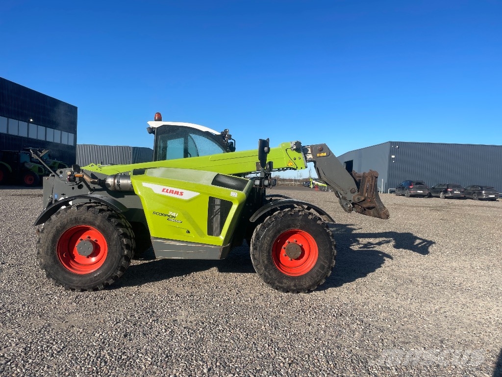 CLAAS Scorpion 741 Varipower Redskapsbärare för lantbruk