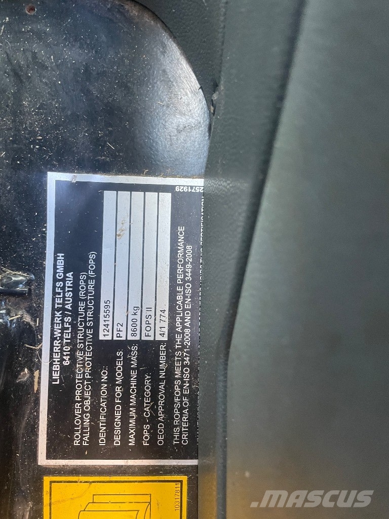 CLAAS Scorpion 741 Varipower Redskapsbärare för lantbruk