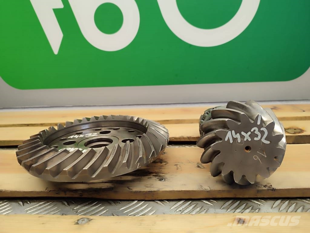  Differential 14X32 Attack shaft SPICER disc wheel  轴
