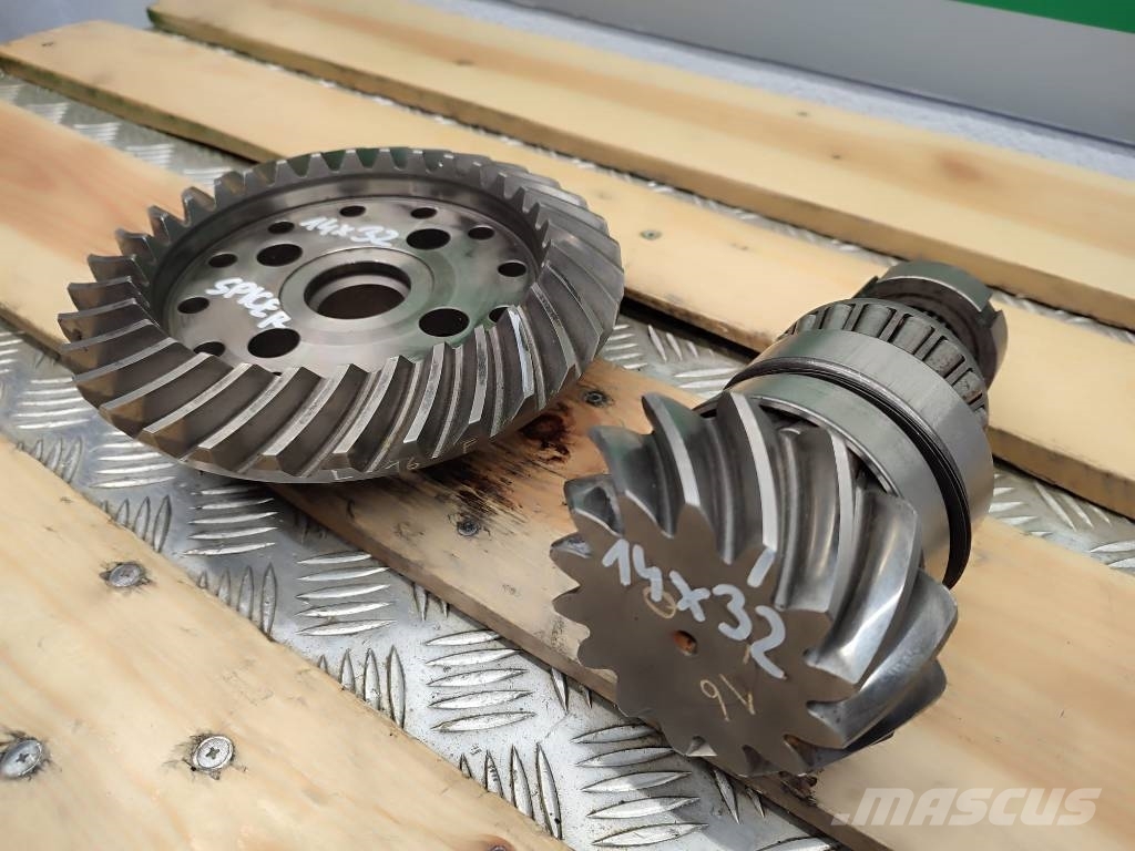  Differential 14X32 Attack shaft SPICER disc wheel  轴