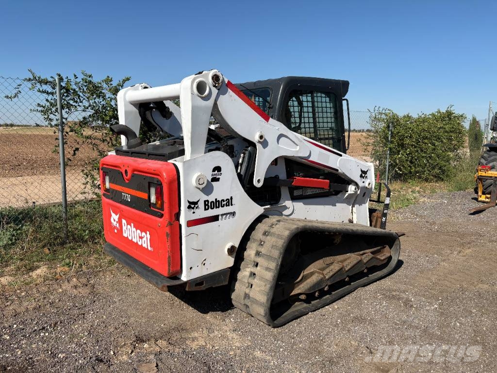 Bobcat T 770 لوادر انزلاقية التوجيه