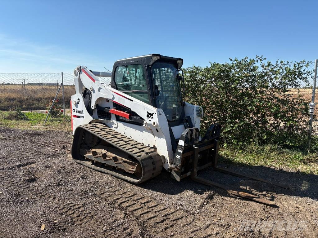 Bobcat T 770 لوادر انزلاقية التوجيه