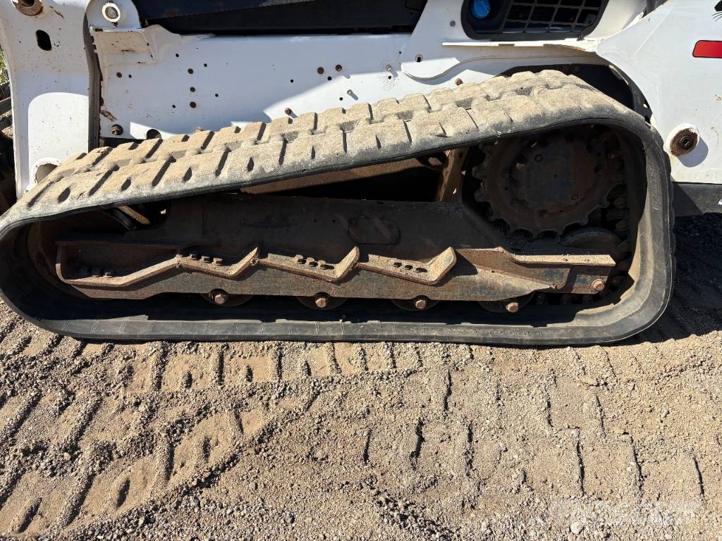 Bobcat T 770 لوادر انزلاقية التوجيه