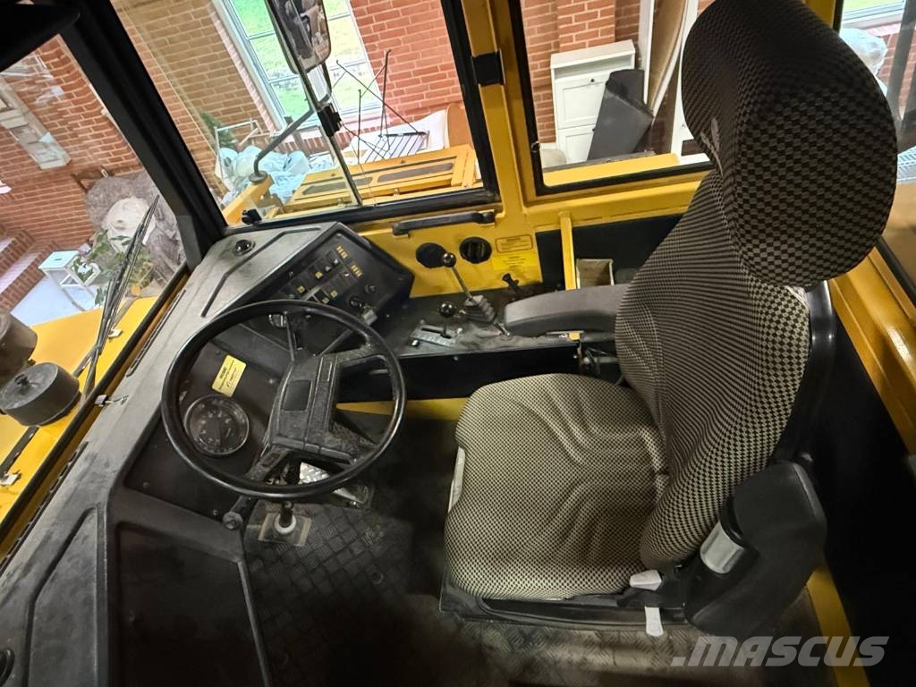 Volvo BM A 20 Міні самоскиди
