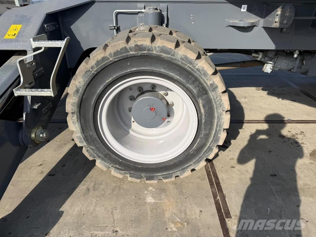 Fuchs MHL 360 S5 Materialumschlag