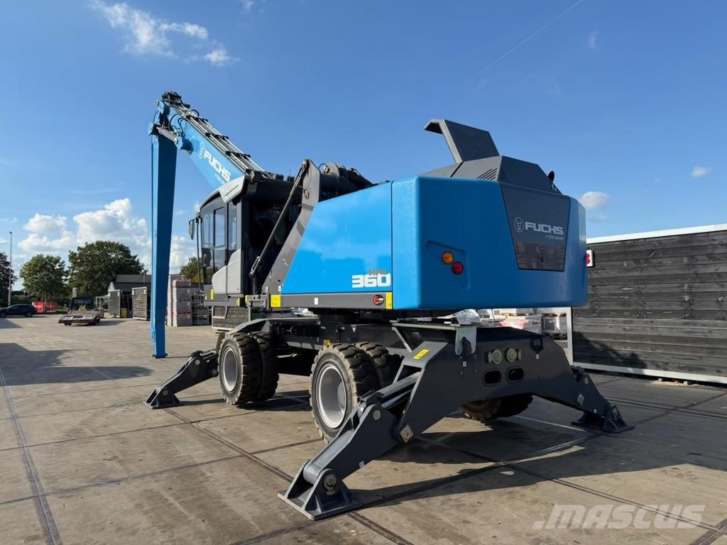 Fuchs MHL 360 S5 Materialumschlag