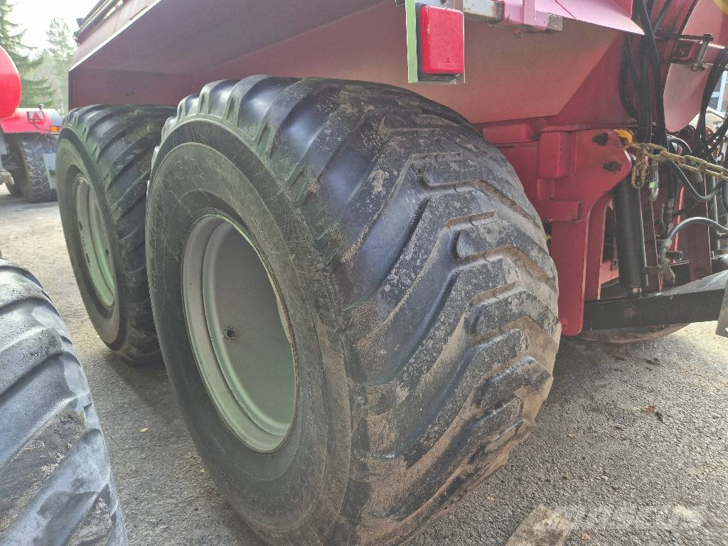 Livakka 14m3 Sivupk. Bomech Flex 8.8 Srutų cisternos