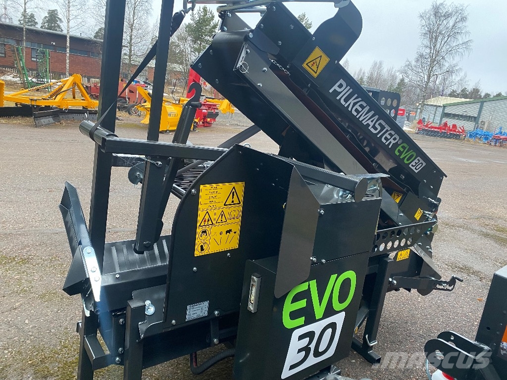 Pilkemaster Evo 30 Puulõikurid ja halumasinad
