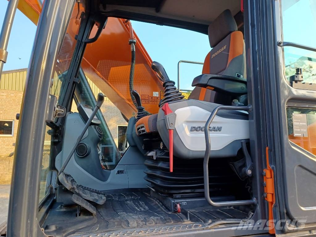 Doosan DX 225 LC-5 Raupenbagger