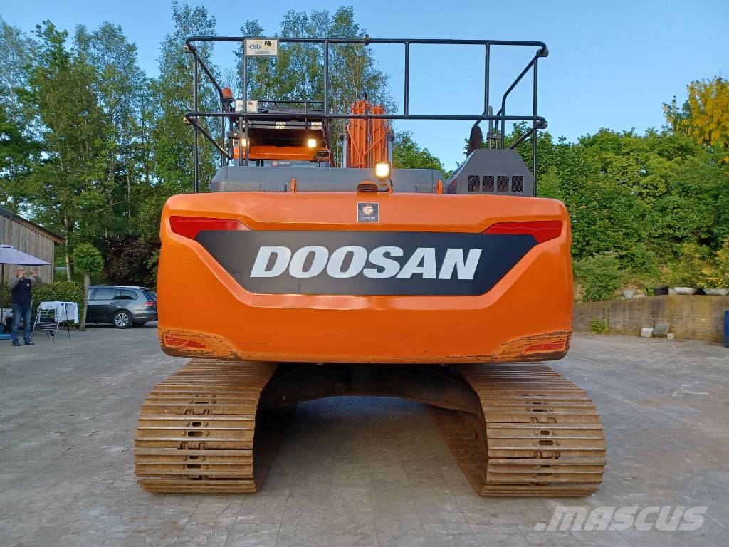 Doosan DX 225 LC-5 Raupenbagger