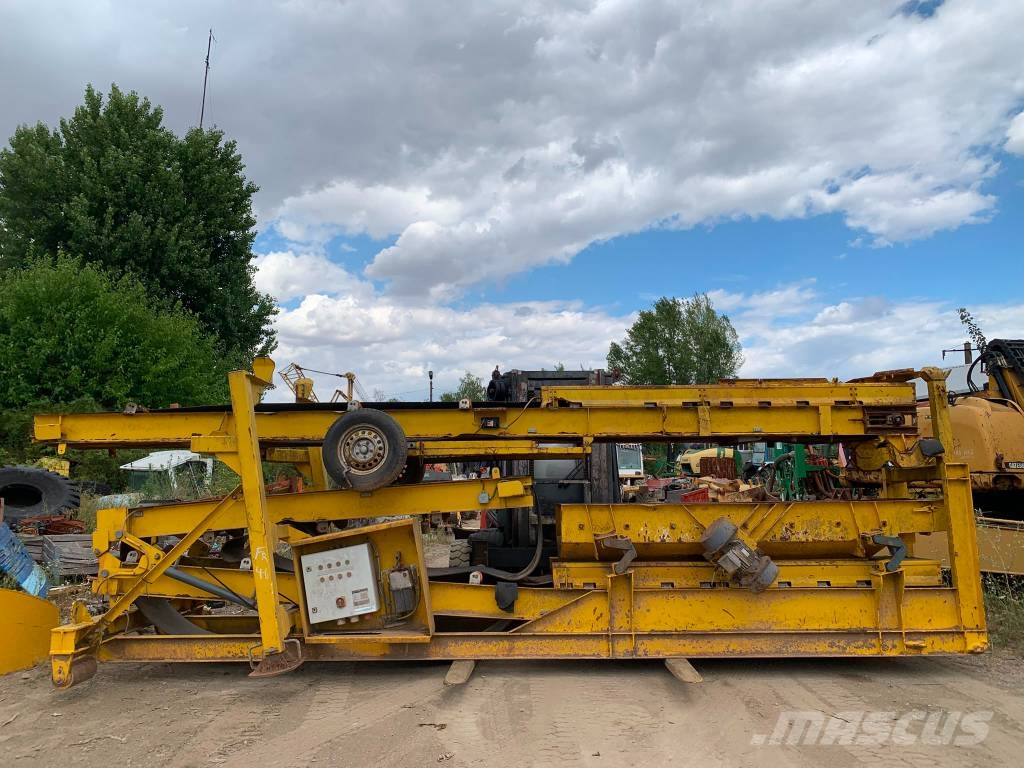Rubble Master CS2500 معدة فرز -> معدة فرز المخلفات