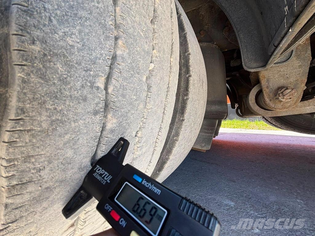Scania R 420 6x2 RETARDER Camiones con caja de remolque