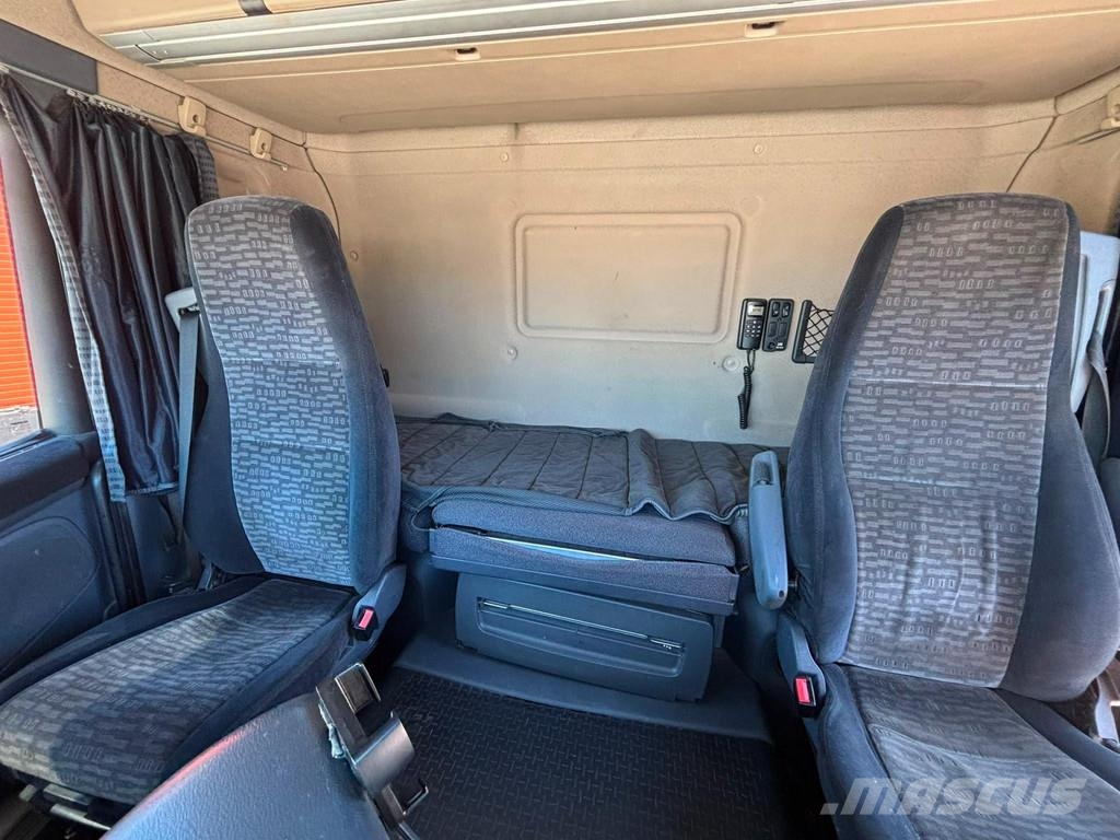 Scania R 420 6x2 RETARDER Camiones con caja de remolque