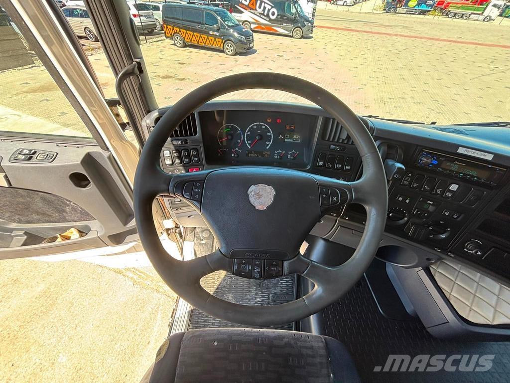 Scania R 420 6x2 RETARDER Camiones con caja de remolque