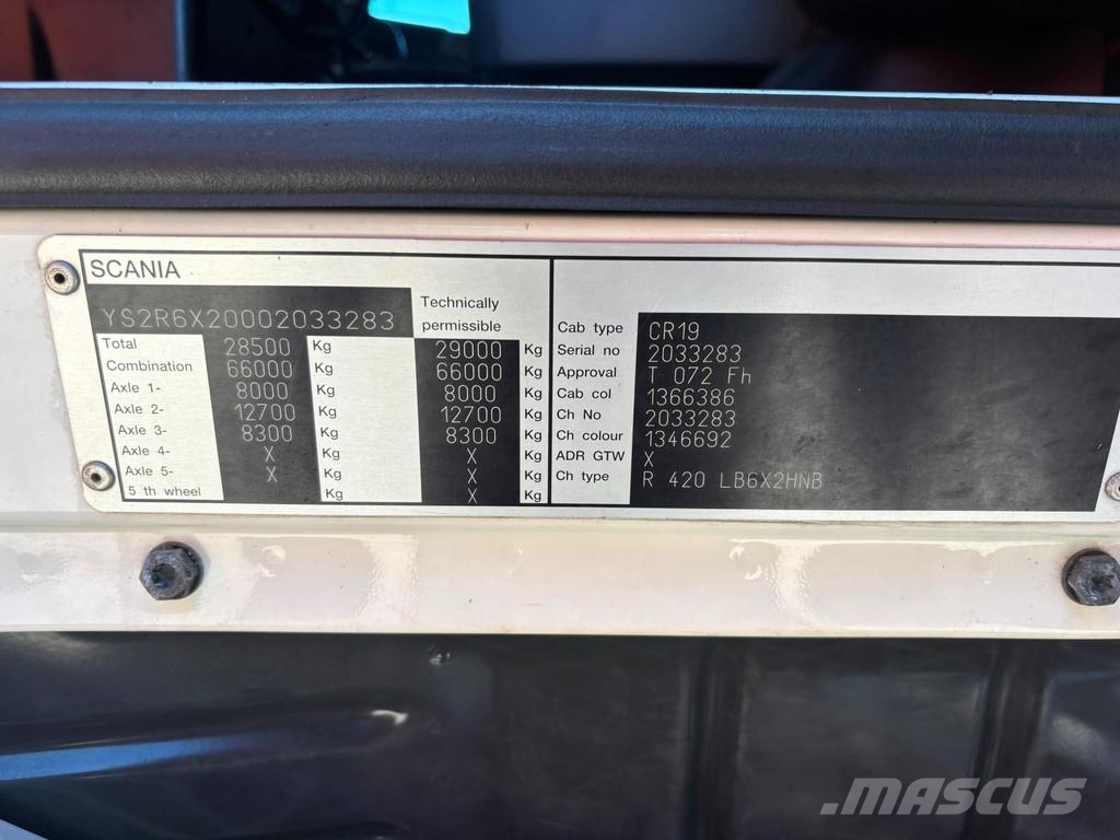 Scania R 420 6x2 RETARDER Camiones con caja de remolque