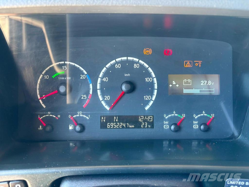 Scania R 420 6x2 RETARDER Camiones con caja de remolque