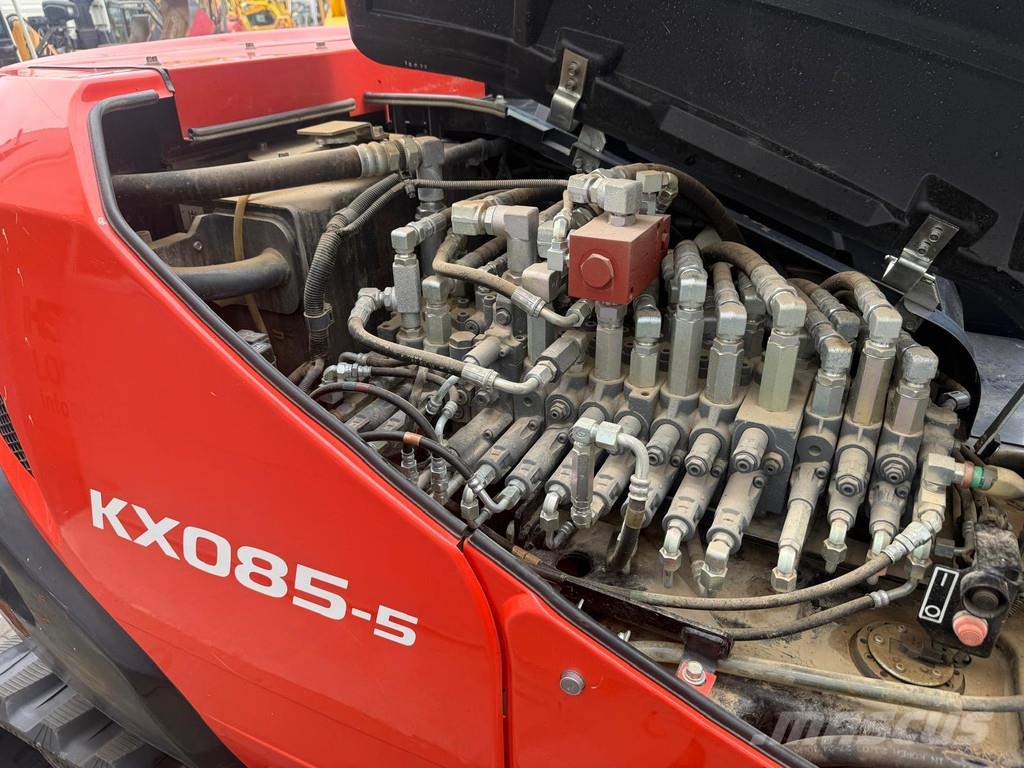 Kubota KX085-5 중형굴삭기 7톤-28톤