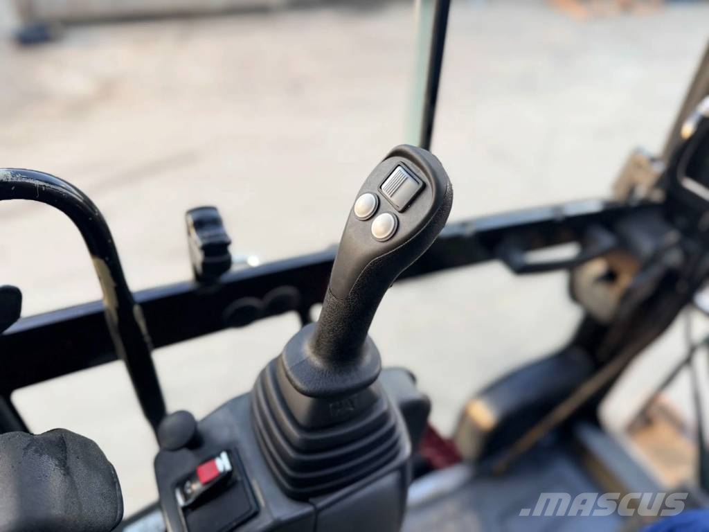 CAT M315F Lastik tekerli ekskavatörler