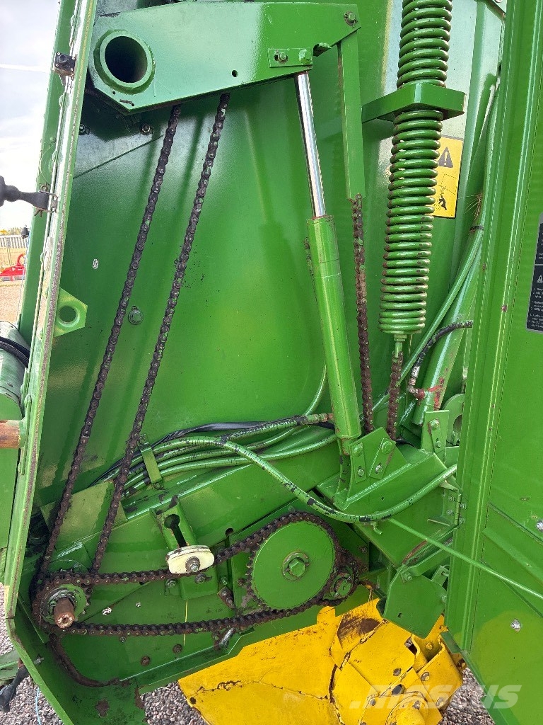 John Deere 550 Ronde-balenpersen