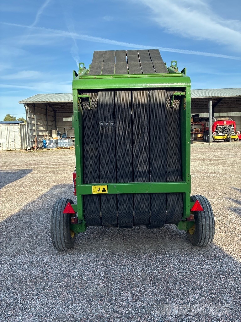 John Deere 550 Ronde-balenpersen
