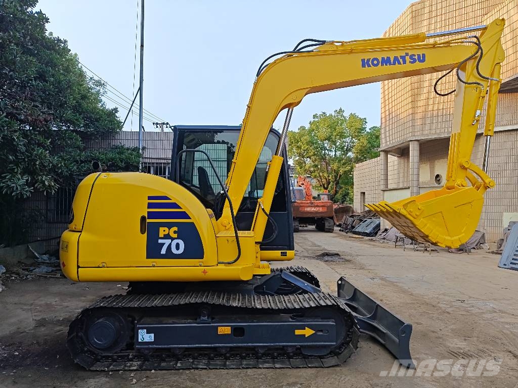 Komatsu PC70 Mini bagri <7t
