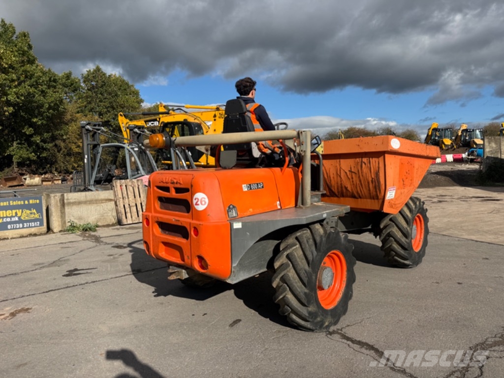 Ausa 600 AP عربات نقل قلابة للمواقع