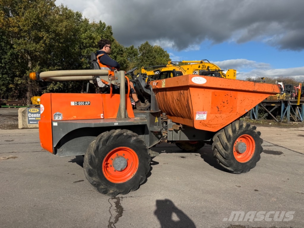 Ausa 600 AP عربات نقل قلابة للمواقع