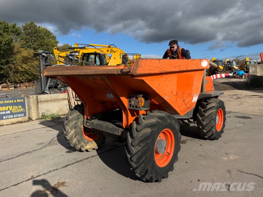 Ausa 600 AP عربات نقل قلابة للمواقع