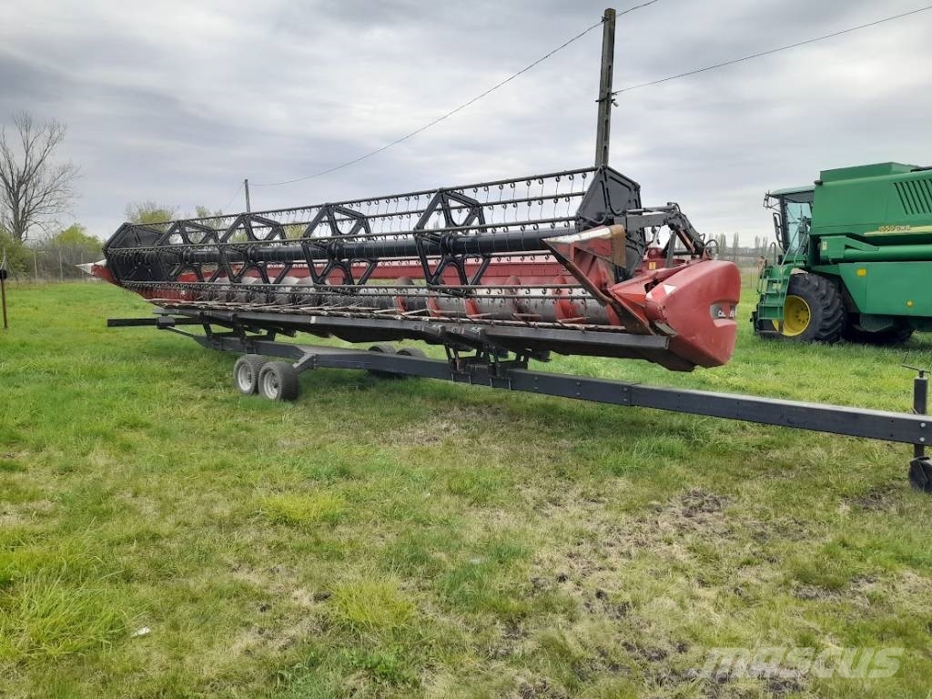 Case IH Axial Flow 8230 Комбайни