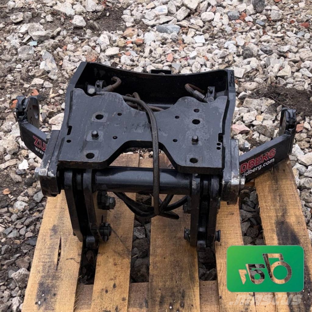 New Holland T4.100 Front three-point linkage Zuidberg lift Σασί - πλαίσιο