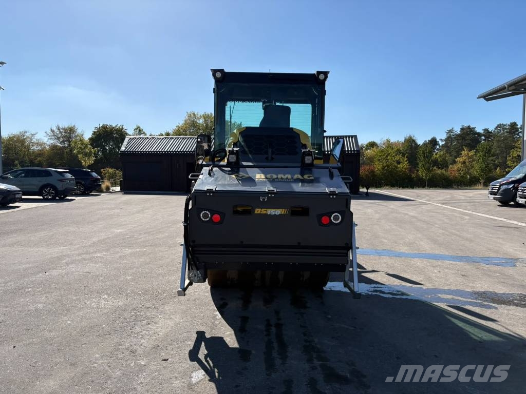 Bomag BW 154 AP-AM Ikerdobos hengerek