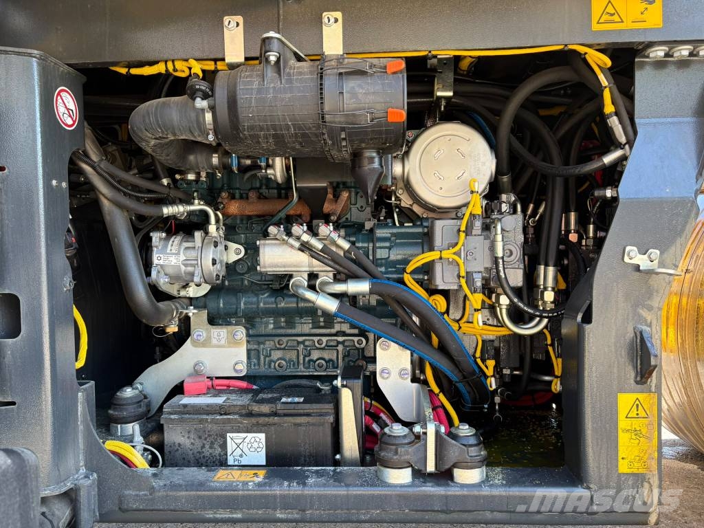 Bomag BW 154 AP-AM Ikerdobos hengerek
