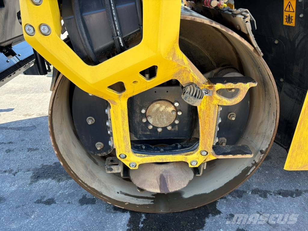 Bomag BW 154 AP-AM Ikerdobos hengerek