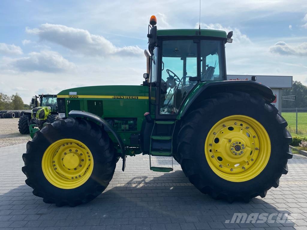 John Deere 7710 PS Трактори