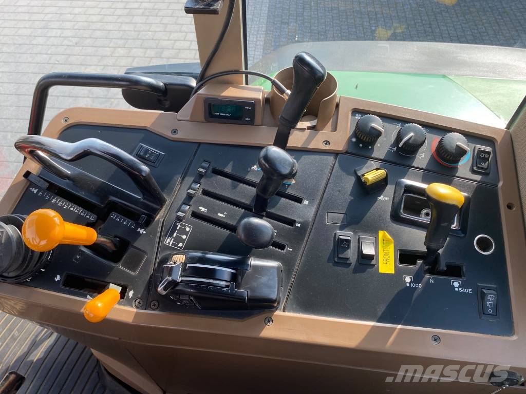 John Deere 7710 PS Трактори